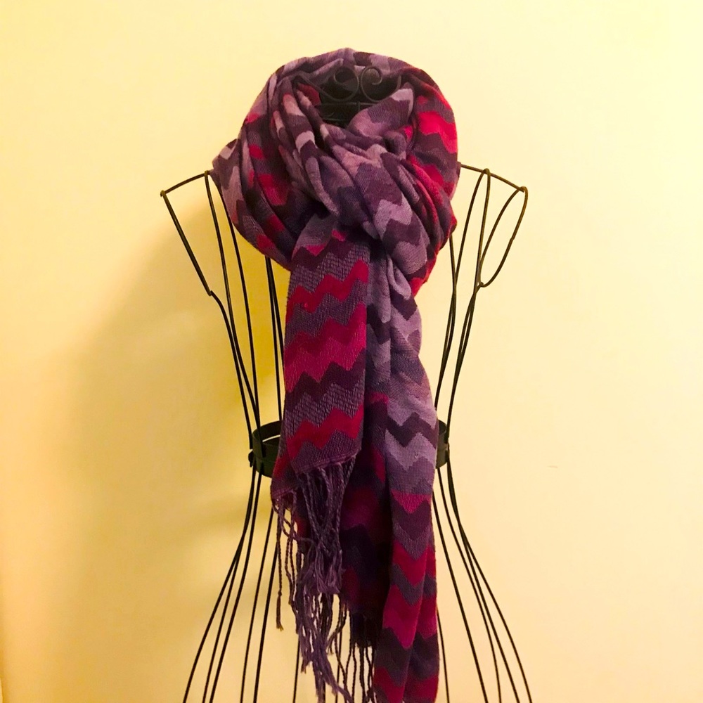 Beautiful Pink & Purple Scarf